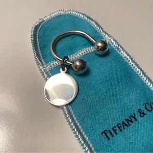 TIFFANY & CO Sterling silver Round Tag keychain, perfect cond, 9.2 grams